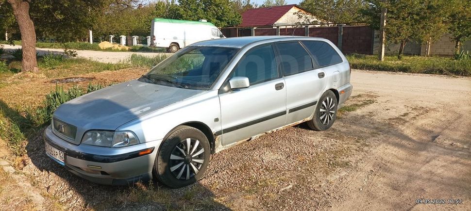  Volvo V40 1999 , 160000 , 