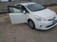    Toyota Prius Alpha 2013 , 990000 , 