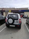 SUV   Chevrolet Niva 2011 , 297000 , 