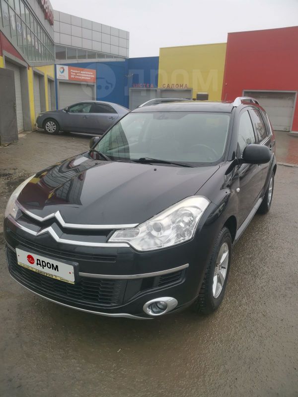 SUV   Citroen C-Crosser 2010 , 730000 , --