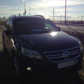 SUV   Volkswagen Tiguan 2008 , 670000 , 