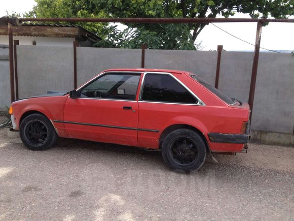  Ford Escort 1982 , 40000 , 