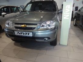 SUV   Chevrolet Niva 2013 , 557000 , 