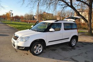 SUV   Skoda Yeti 2011 , 700000 , 