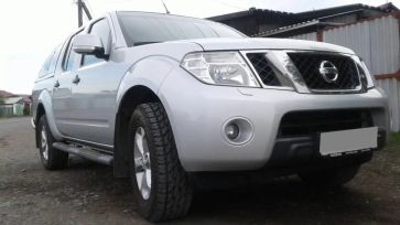  Nissan Navara 2010 , 980000 , 