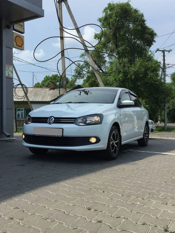  Volkswagen Polo 2015 , 635000 , 