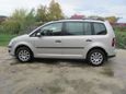    Volkswagen Touran 2010 , 650000 , 