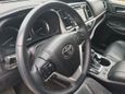 SUV   Toyota Highlander 2014 , 2200000 , 