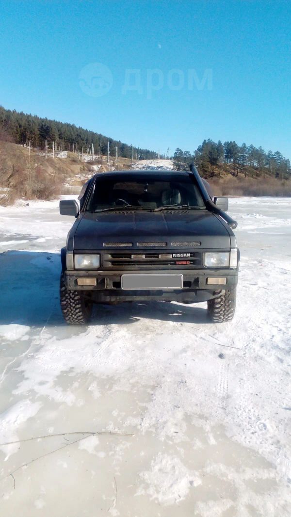 SUV   Nissan Terrano 1992 , 300000 , 