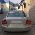  Volvo S60 2004 , 330000 , 