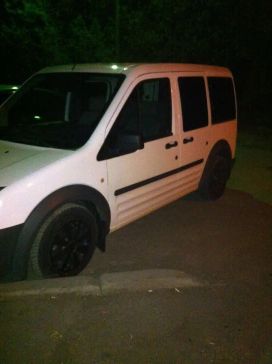    Ford Tourneo Connect 2009 , 200000 , 