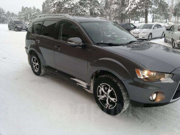 SUV   Mitsubishi Outlander 2010 , 750000 , 