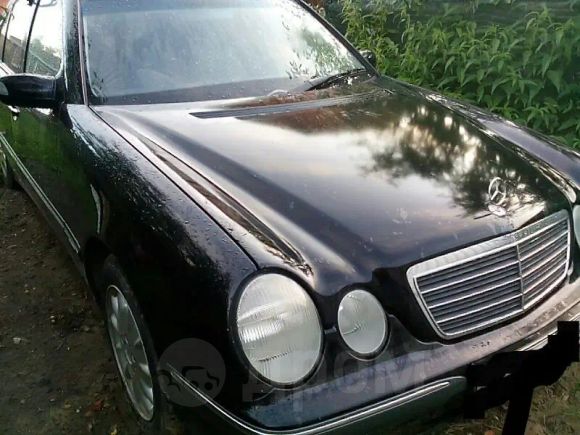  Mercedes-Benz E-Class 2000 , 270000 , 