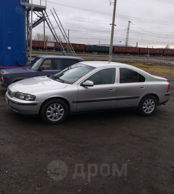  Volvo S60 2002 , 250000 , 