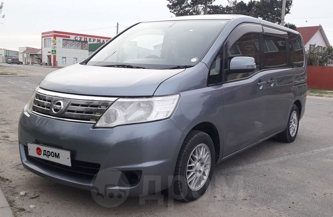    Nissan Serena 2008 , 990000 , 