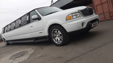 SUV   Lincoln Navigator 2000 , 650000 , 