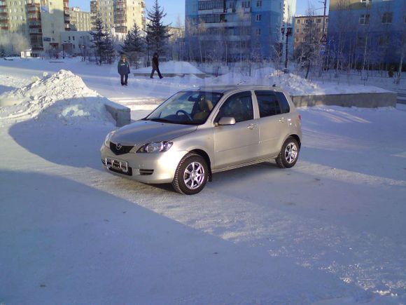  Mazda Demio 2003 , 330000 , 