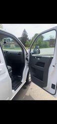    Volkswagen Caravelle 2011 , 2300000 , 