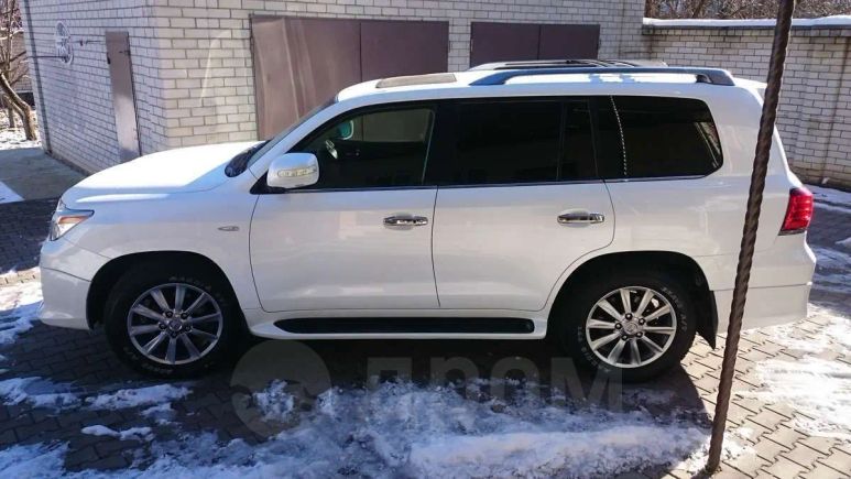 SUV   Lexus LX570 2011 , 2600000 , 