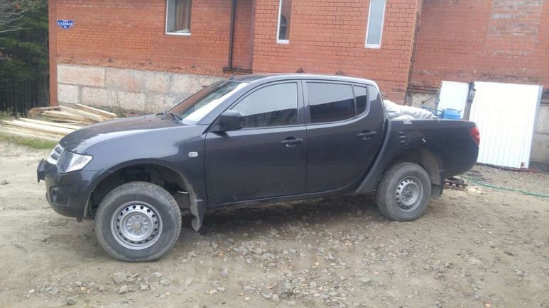  Mitsubishi L200 2012 , 750000 , -