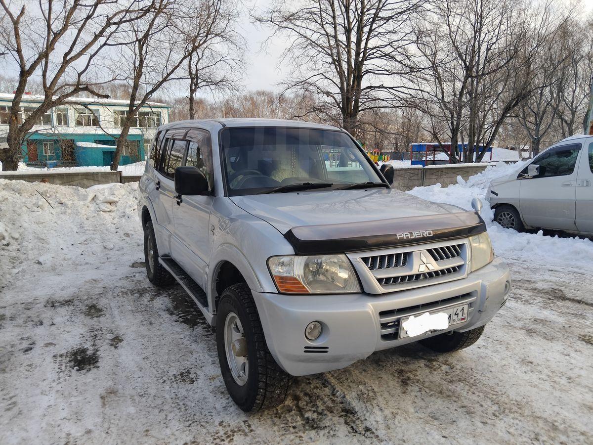 Mitsubishi Pajero 2005 года в Петропавловске-Камчатском, Сразу о минусах -  есть ржавка по аркам, есть царапки по кузову (по кустам), джип/suv 5 дв.,  АКПП, цена 1.5 млн.рублей