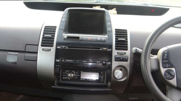  Toyota Prius 2004 , 350000 , --