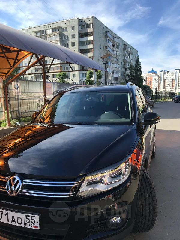 SUV   Volkswagen Tiguan 2016 , 930000 , 