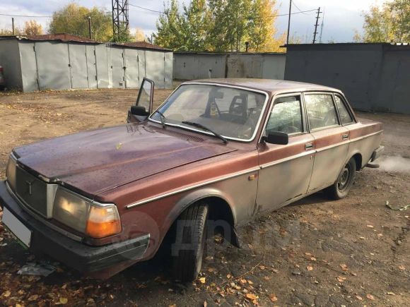  Volvo 240 1983 , 75000 , 