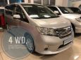    Nissan Serena 2012 , 990000 , 