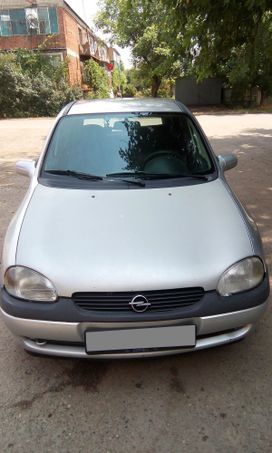  Opel Corsa 2000 , 150000 , 