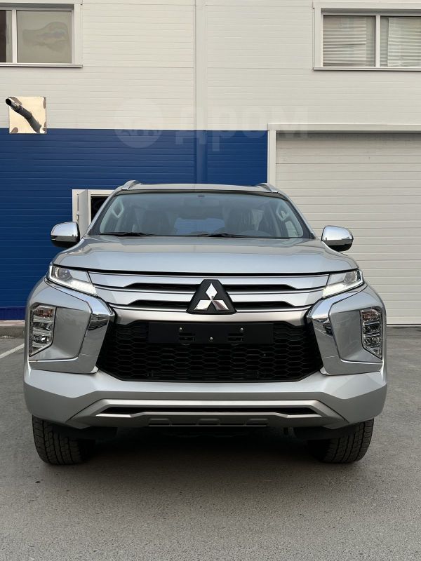 SUV   Mitsubishi Montero Sport 2022 , 4130000 , 