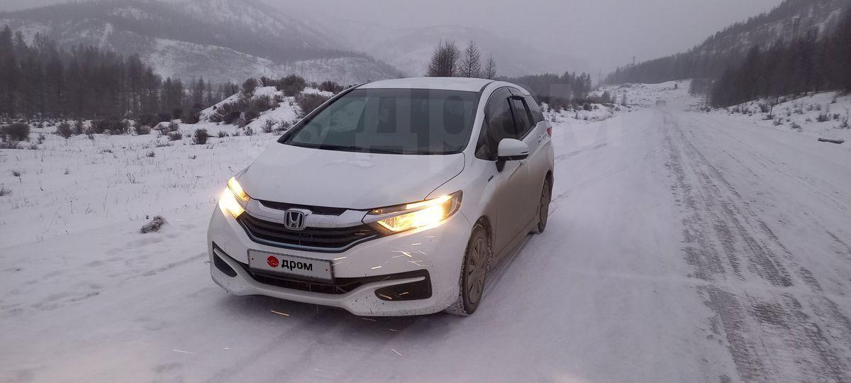 Honda Shuttle 2016 в Шебалино, белый, руль правый, АКПП, гибрид, 1.5 ...