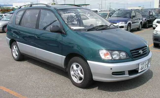    Toyota Ipsum 1996 , 300000 , 