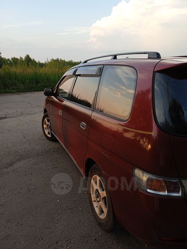    Toyota Gaia 2000 , 385000 , 