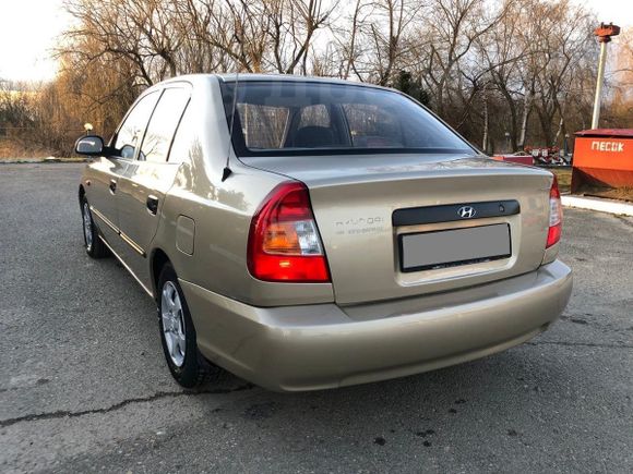  Hyundai Accent 2006 , 220000 , --