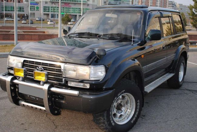 SUV   Toyota Land Cruiser 1996 , 666000 , 