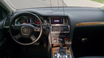 SUV   Audi Q7 2010 , 1400000 , 