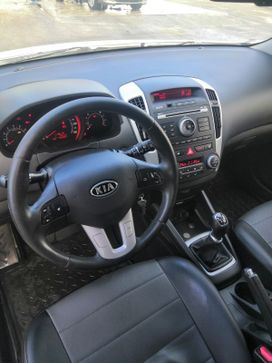  Kia Ceed 2011 , 690000 , 