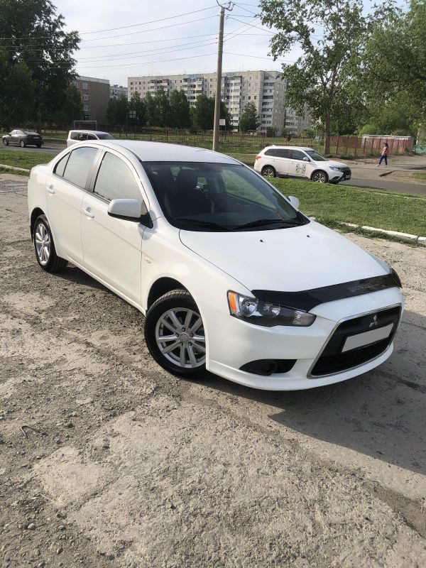  Mitsubishi Lancer 2011 , 585000 , 