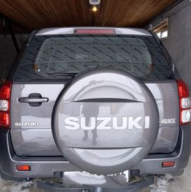 SUV   Suzuki Grand Vitara 2013 , 1600000 , -