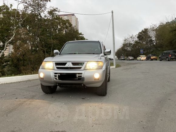 SUV   Mitsubishi Pajero 2003 , 730000 , 