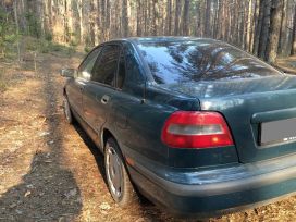  Volvo S40 1997 , 180000 , 