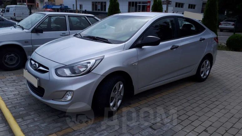  Hyundai Solaris 2013 , 520000 , 