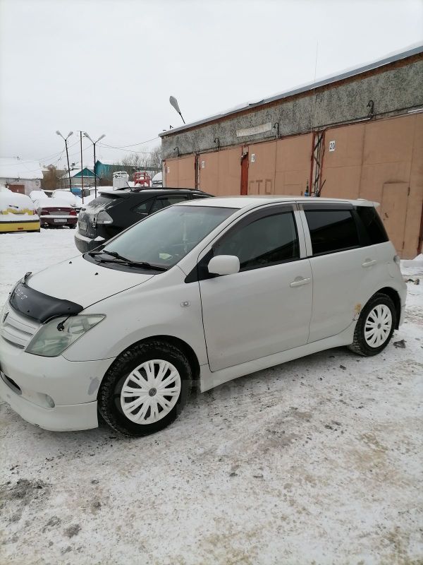  Toyota ist 2002 , 270000 , -