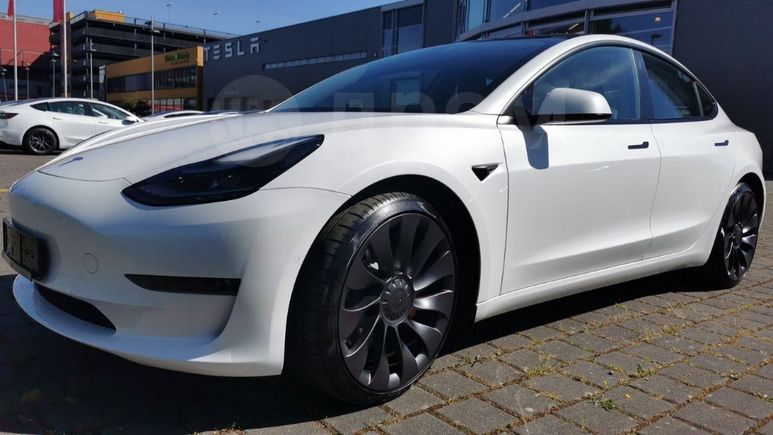  Tesla Model 3 2021 , 5300000 , -