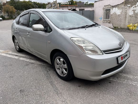  Toyota Prius 2004 , 445000 , -