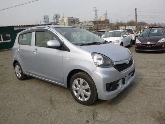  Daihatsu Mira e:S 2014 , 320000 , 