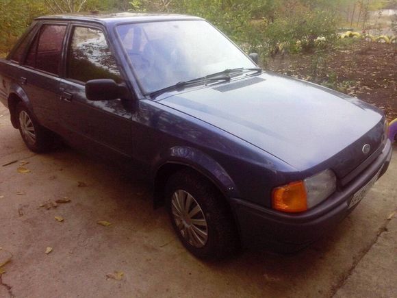  Ford Escort 1986 , 90000 , 