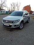 SUV   Volkswagen Tiguan 2012 , 1090000 , 