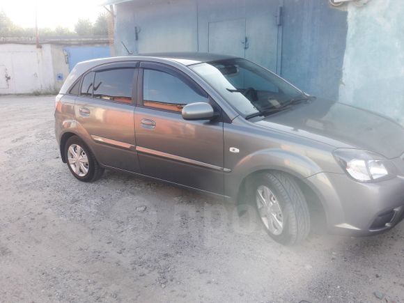  Kia Rio 2010 , 349000 , 